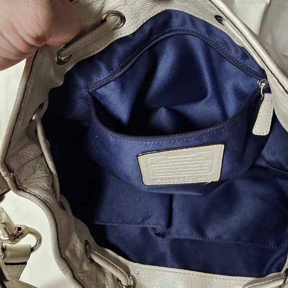 Coach Vintage Pebbled Leather Bucket Bag - Picture 6 of 12